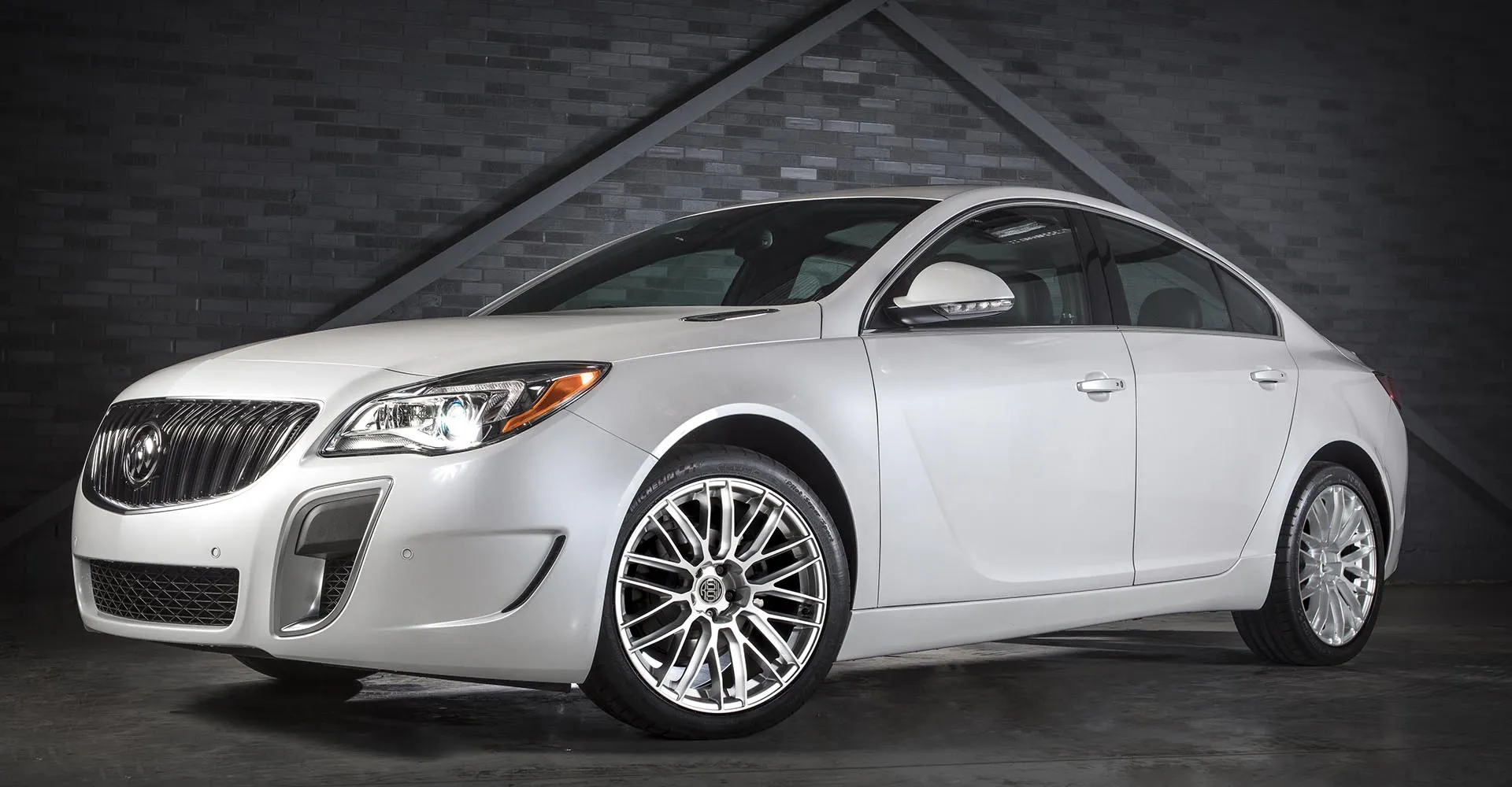 CUSTOM - MULTI 18X8 5-114.3;35/73