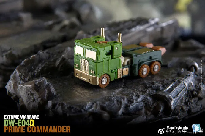 Dr.Wu & Mechanic Studio Extreme Warfare DW-E04E (Eva Version) / DWE04D (Green Version) Prime Commander (Optimus Prime)  w/ convoy Legends Class 6cm / 4.6"