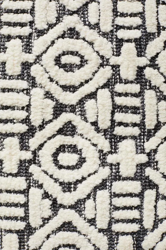 Levi 361 Rug (Ivory Black) by Rug Culture